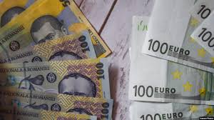 Cum alegi între un card de credit și un credit de nevoi personale